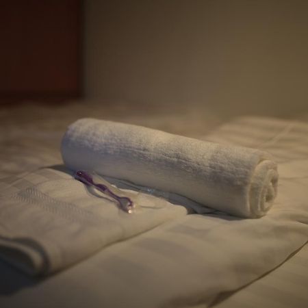Anh Tuan Hotel Хюэ Экстерьер фото