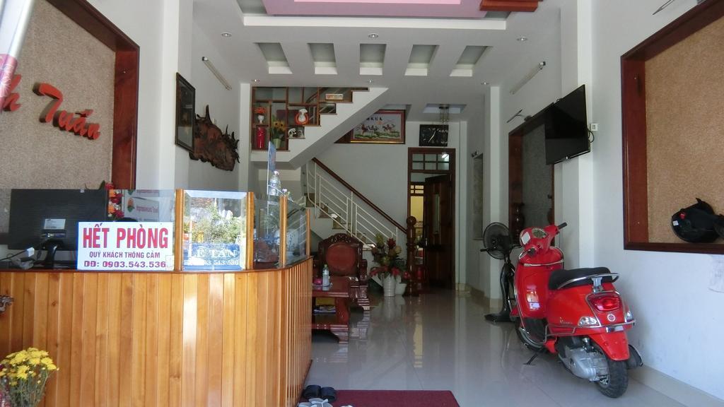 Anh Tuan Hotel Хюэ Экстерьер фото