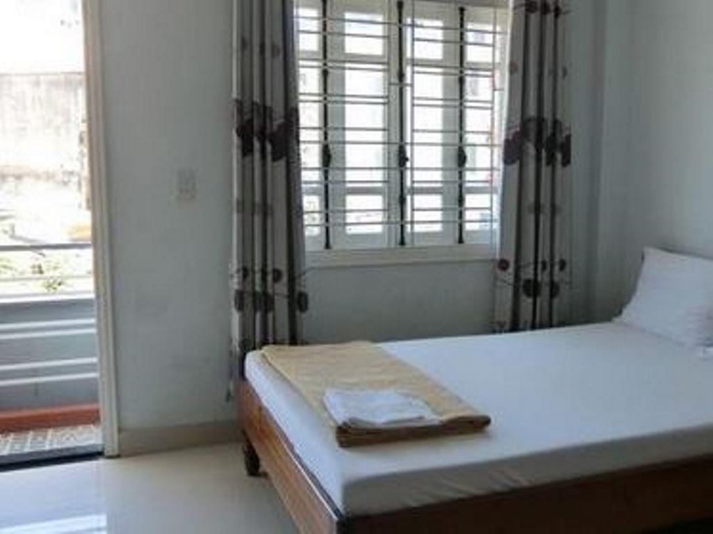 Anh Tuan Hotel Хюэ Экстерьер фото